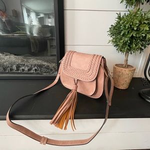 Crossbody handbag